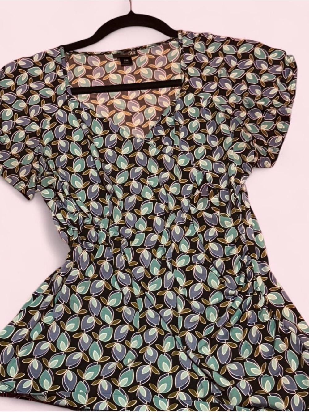 East 5th Black Short Sleeve V-Neck Top with Mint & Light Blue Leaf Print